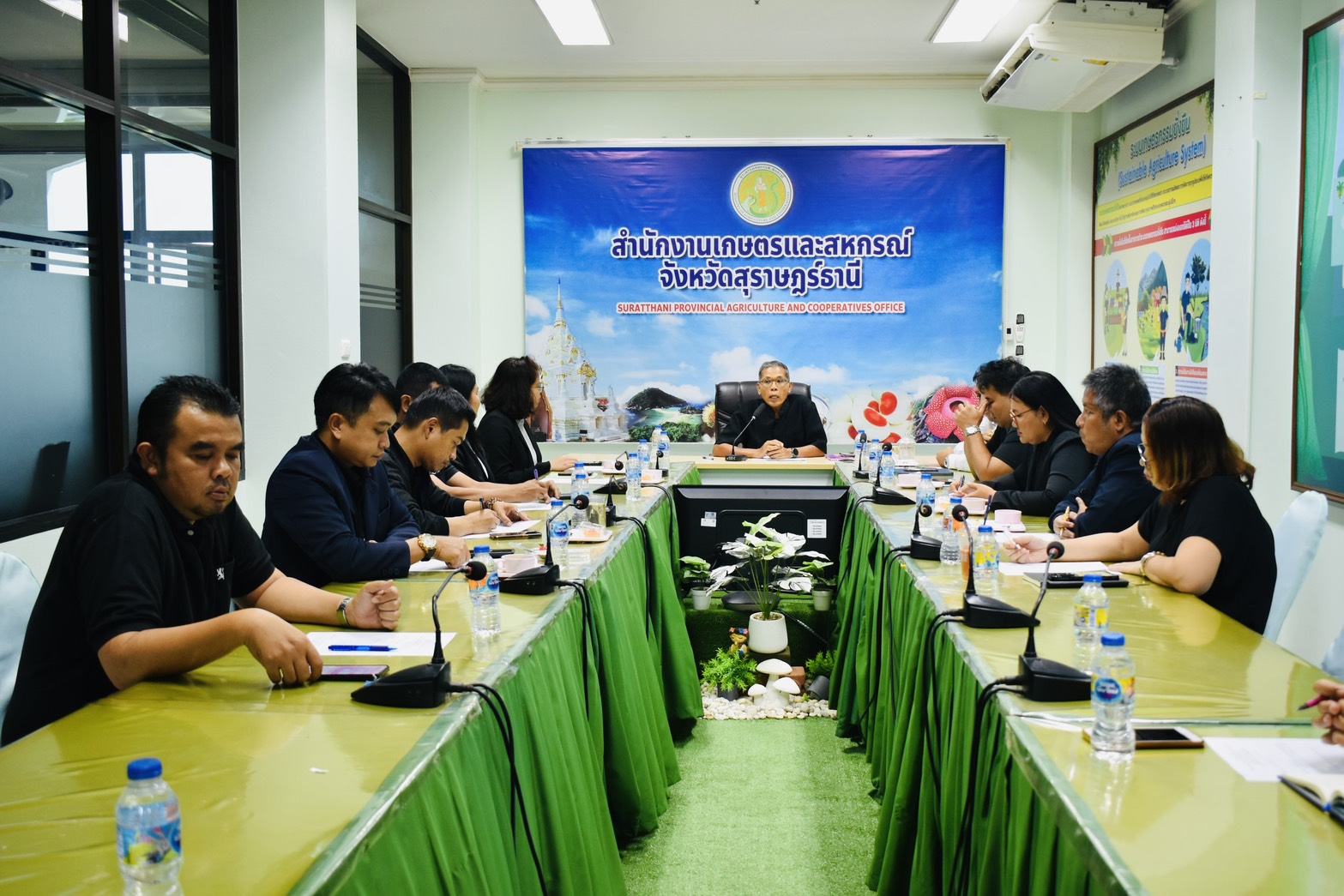 ร่วมประชุมการจัดนิทรรศการในงาน “สมโภชศาลหลักเมืองและกาชาดสุราษฎร์ธานี ประจำปี 2569”