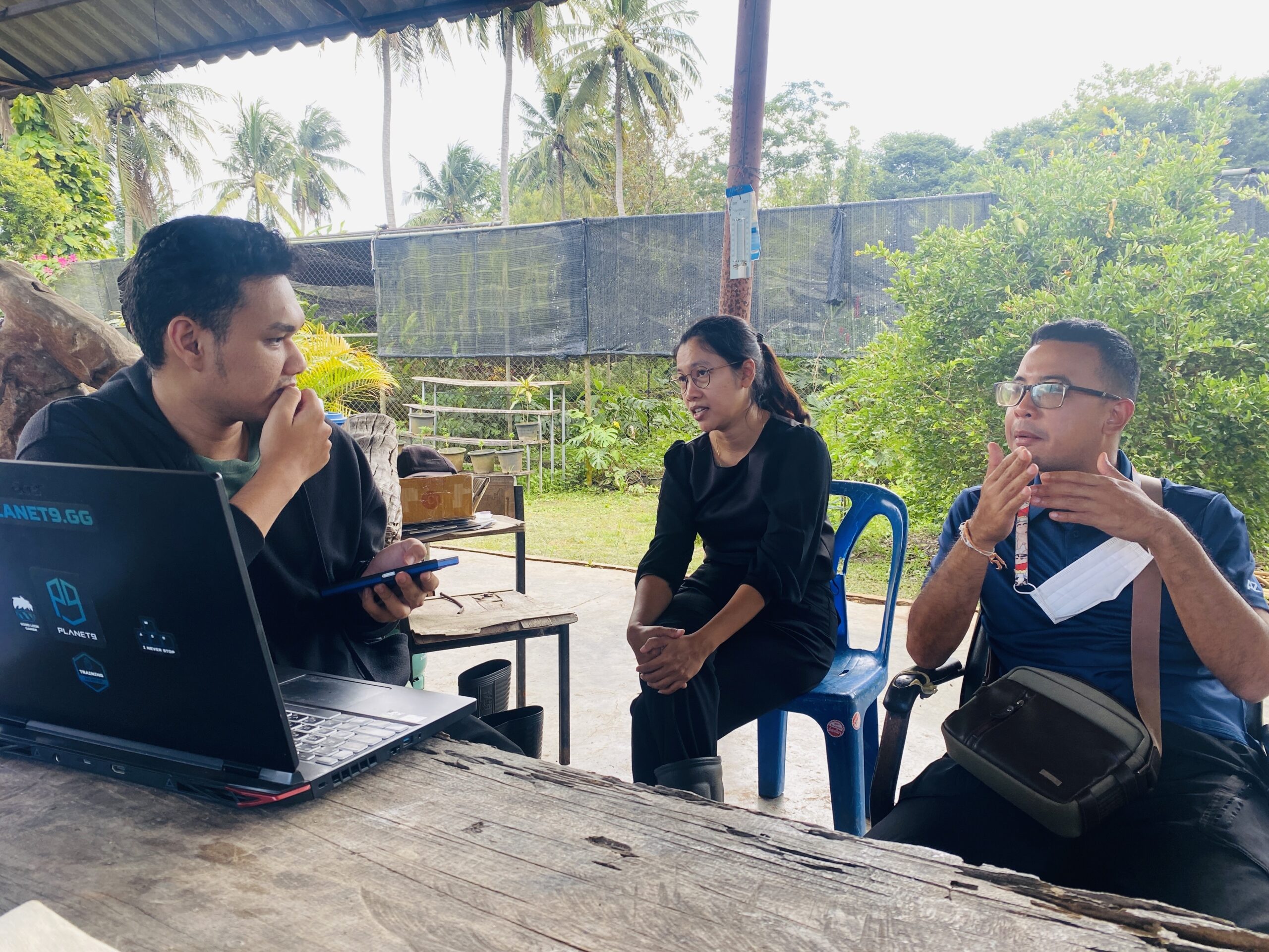 แนะนำข้อมูลควบคุมระบบต่างๆภายในโรงเรือน แก่นักศึกษาจากมหาวิทยาลัยราชภัฎสุราษฎร์ธานี สาขาวิชาวิทยาศาสตร์คอมพิวเตอร์ คณะวิทยาศาสตร์และเทคโนโลยี