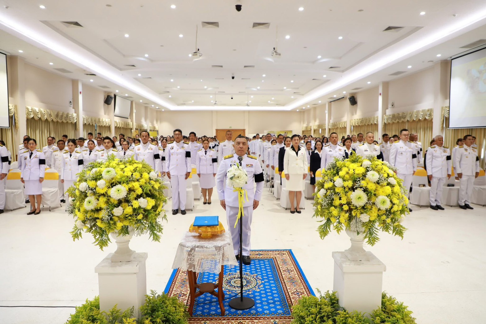 ร่วมพิธีถวายราชสักการะพระบาทสมเด็จพระบรมชนกาธิเบศร มหาภูมิพลอดุลยเดชมหาราช บรมนาถบพิตร “เนื่องในวันมาตรฐานฝีมือแรงงานแห่งชาติ”