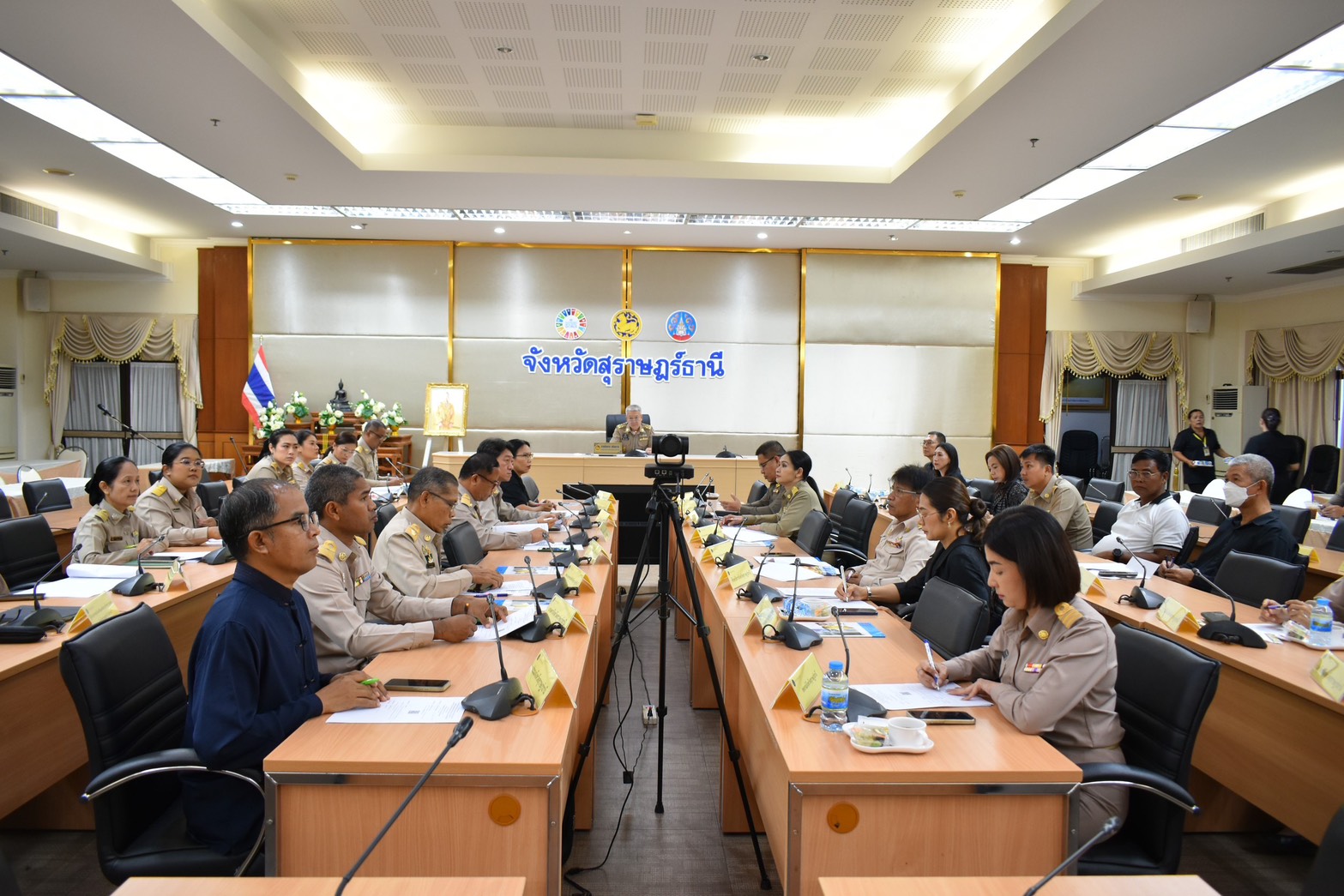 เข้าร่วมประชุมคณะกรรมการประสานงานขับเคลื่อนและขยายผลโครงการอันเนื่องมาจากพระราชดำริและหลักปรัชญาของเศรษฐกิจพอเพียง จังหวัดสุราษฎร์ธานี ครั้งที่ 2/2569