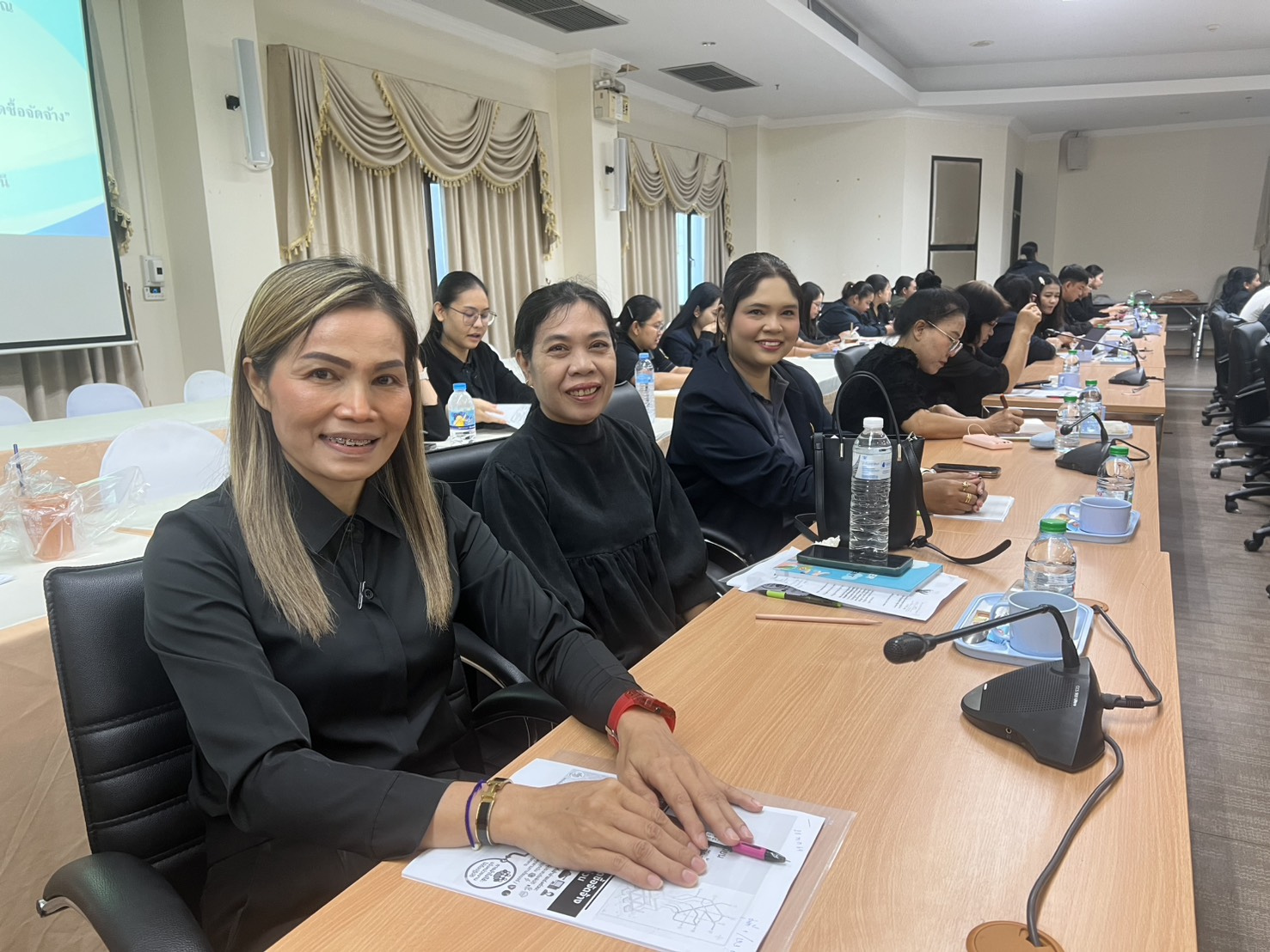ร่วมประชุมโครงการเพิ่มประสิทธิภาพการใช้จ่ายและการเบิกจ่ายเงินงบประมาณ ประจำปีงบประมาณ พ.ศ. 2569 ของจังหวัดสุราษฎร์ธานี