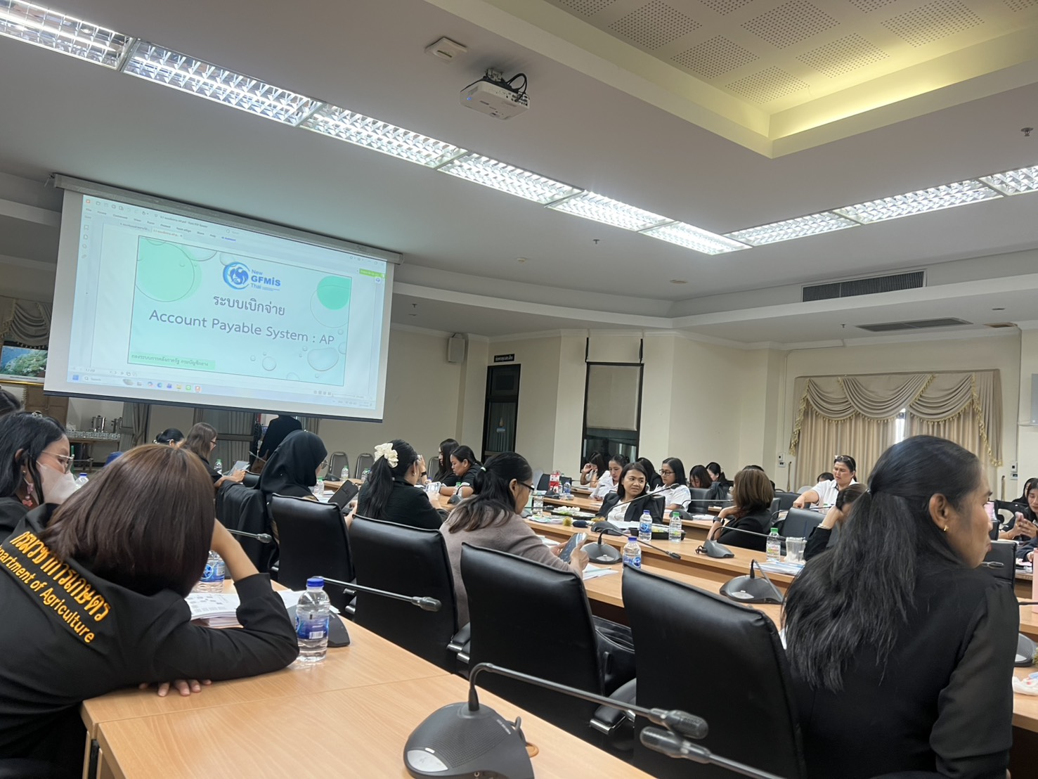 ร่วมประชุมโครงการเพิ่มประสิทธิภาพการใช้จ่ายและการเบิกจ่ายเงินงบประมาณ ประจำปีงบประมาณ พ.ศ.2569 ของจังหวัดสุราษฎร์ธานี