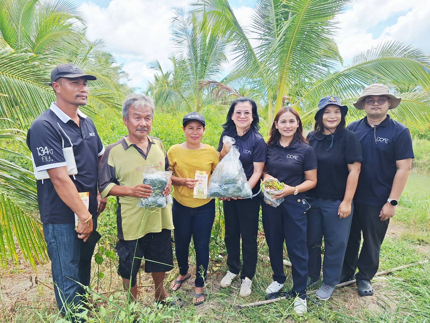 ศทอ.สุราษฎร์ธานี ร่วมติดตามการระบาดศัตรูพืชในพริก